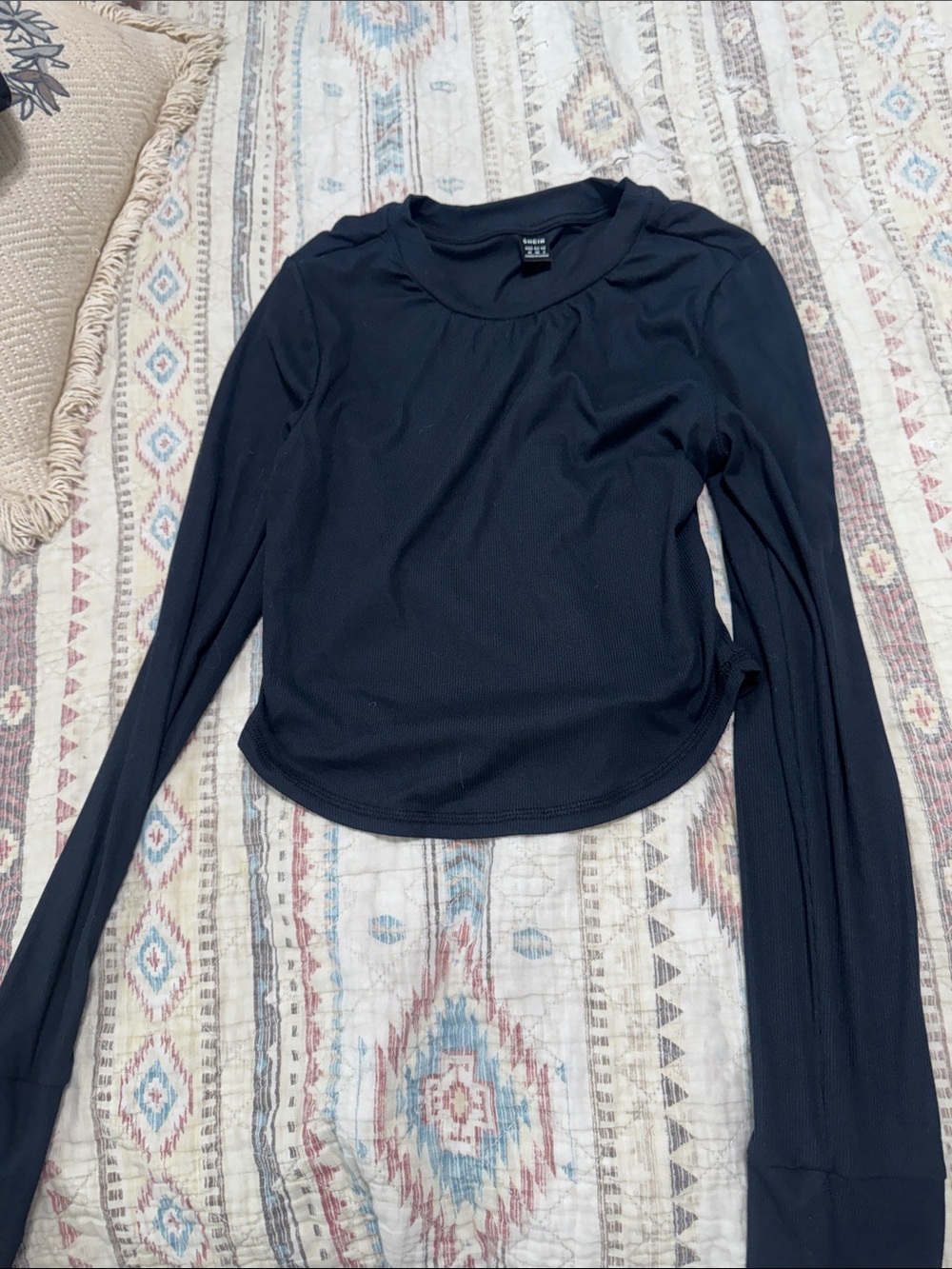Women's Black Long-Sleeve Scoop Neck Top